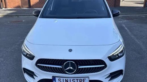 MERCEDES B 180 2019