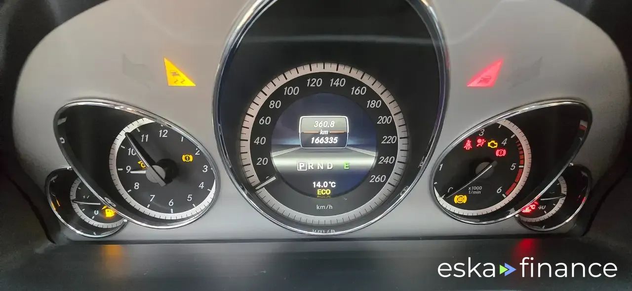 Finansowanie Coupé MERCEDES E 220 2012