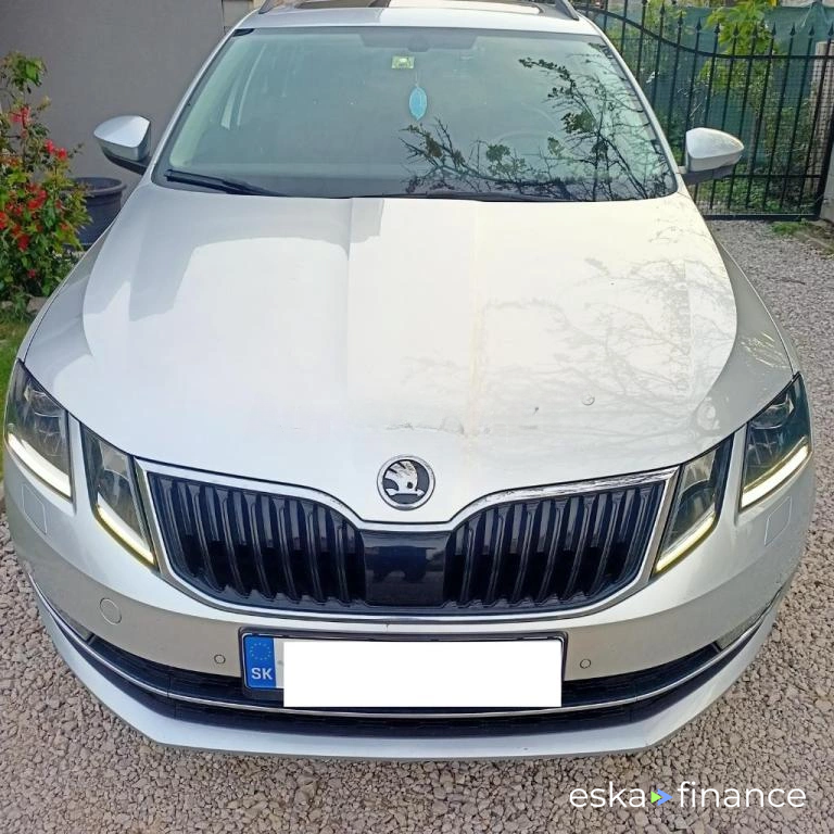 Leasing Wagon Skoda OCTAVIA COMBI 2018