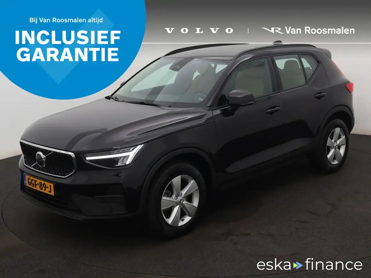 SUV Volvo XC40 2024