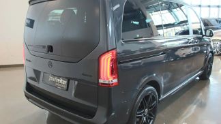 Lízing Hatchback MERCEDES V 300 2022