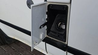 Leasing Pickup Ford TRANSIT 300 2012