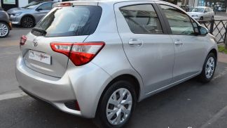 Financování Sedan Toyota Yaris 2019