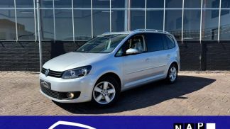 Lízing Hatchback Volkswagen Touran 2011