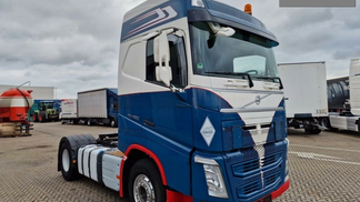 Tractor unit Volvo FH 2016