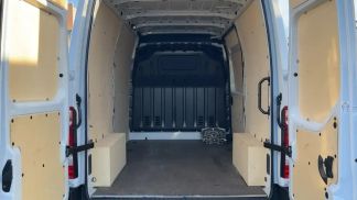 Lízing Hatchback Renault Master 2023