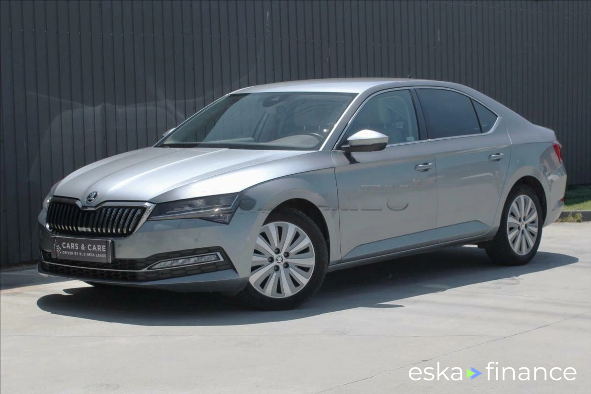 Van Skoda Superb 2021