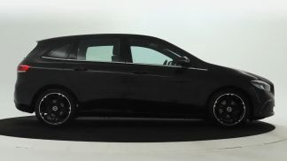 Lízing Hatchback MERCEDES B 180 2019