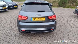 Lízing Hatchback Audi A1 2013