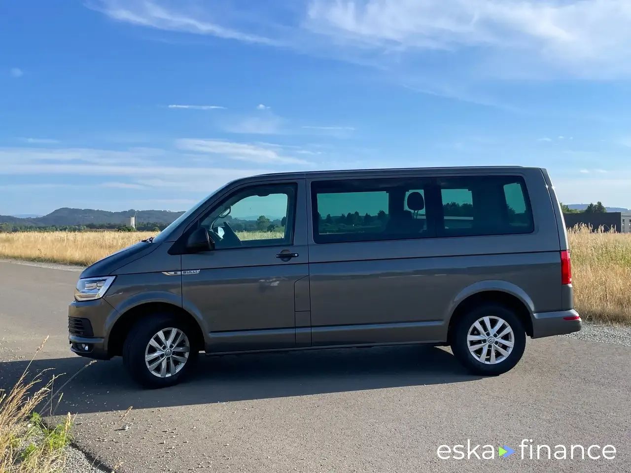 Lízing Hatchback Volkswagen T6 Multivan 2019