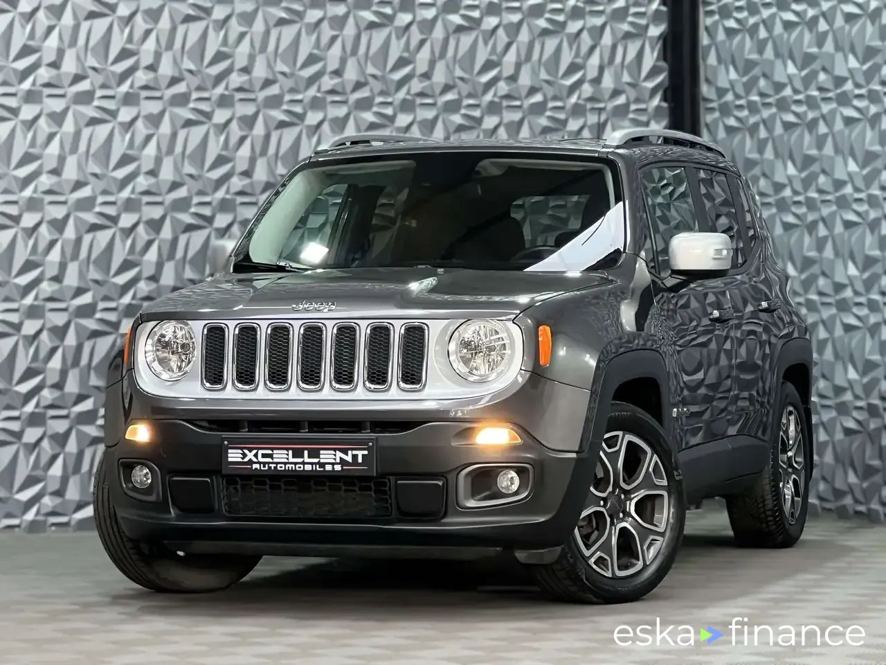 Finansowanie SUV Jeep Renegade 2016