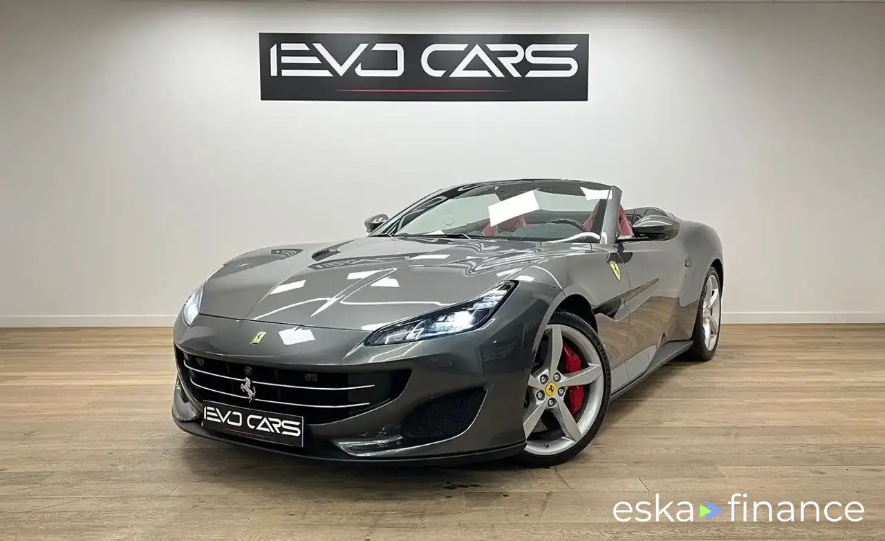 Leasing Convertible Ferrari Portofino 2018
