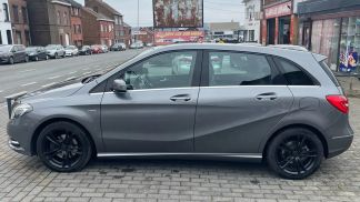 Financování Hatchback MERCEDES B 200 2012
