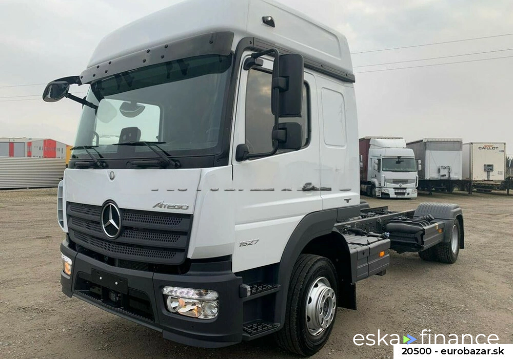 Lízing Špeciálny nákladiak MERCEDES 1527 2018