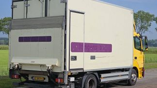Finansowanie Specjalna ciężarówka Mercedes-Benz ATEGO 824 2015