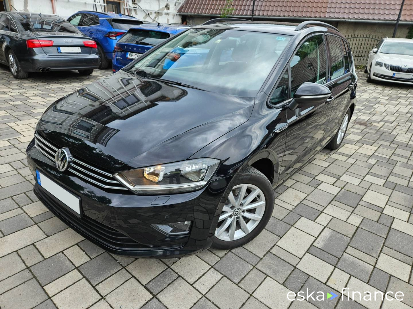 Leasing Passenger transport Volkswagen Golf Sportsvan 2015