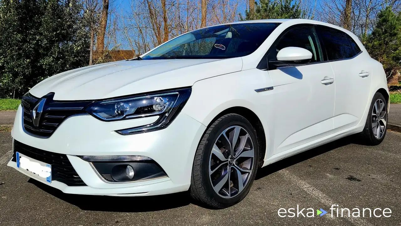 Lízing Sedan Renault Megane 2016