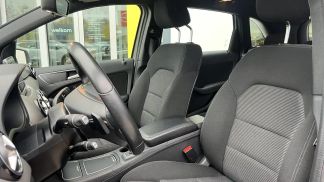 Lízing Hatchback MERCEDES B 180 2018