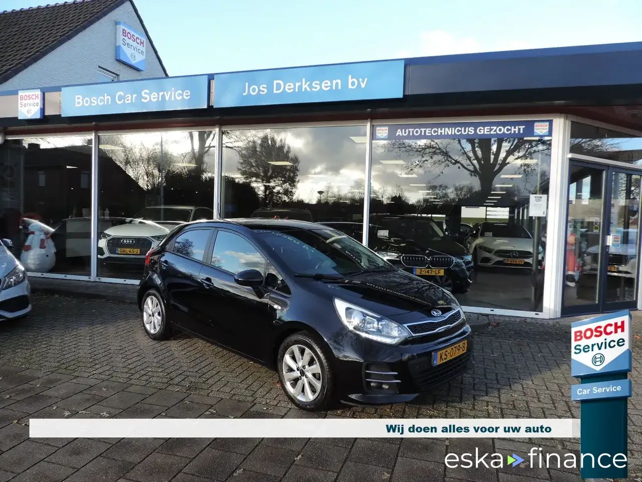 Lízing Hatchback Kia Rio 2016