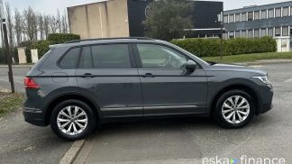 Lízing Sedan Volkswagen Tiguan 2022