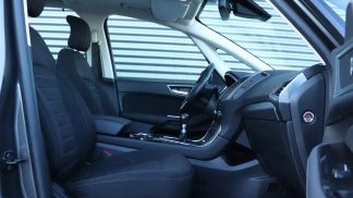 Lízing Hatchback Ford Galaxy 2016