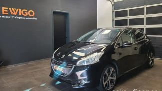 Lízing Hatchback Peugeot 208 2015