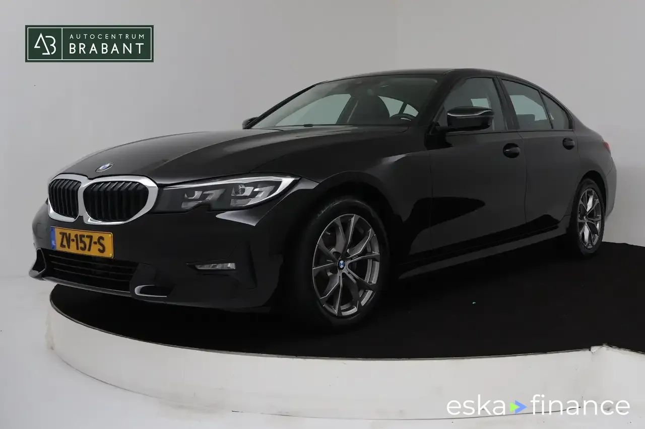 Leasing Sedan BMW 320 2019