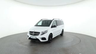 Lízing Hatchback MERCEDES V 300 2023