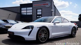 Lízing Sedan Porsche Taycan 2021