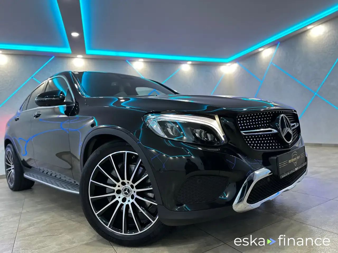 Lízing Kupé MERCEDES GLC 220 2017