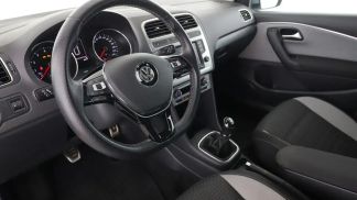 Lízing Hatchback Volkswagen Polo 2015