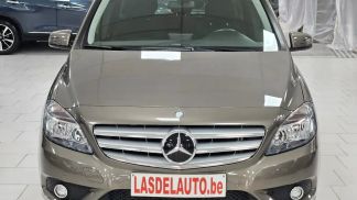 Financování Hatchback MERCEDES B 200 2013