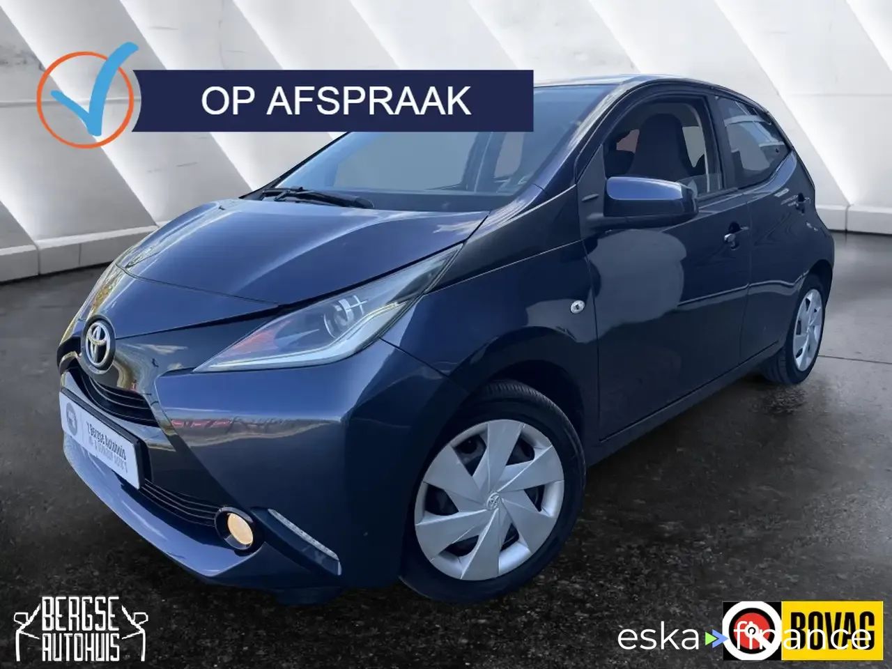 Lízing Hatchback Toyota AYGO 2015