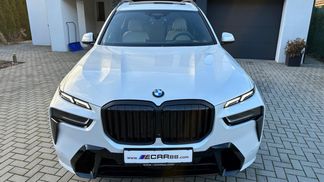 SUV BMW X7 2024