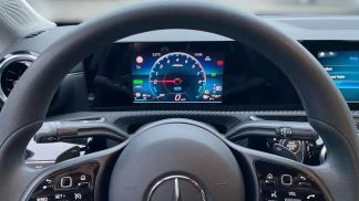 Lízing Sedan MERCEDES A 250 2022