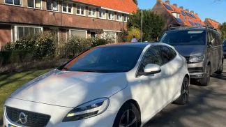 Leasing Hatchback Volvo V40 2017