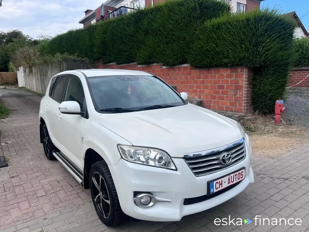 SUV Toyota RAV 4 2013