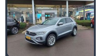 Leasing Sedan Volkswagen T-Roc 2024