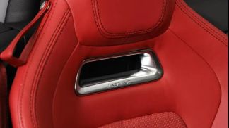 Financování Konvertibilní Jaguar F-Type 2017