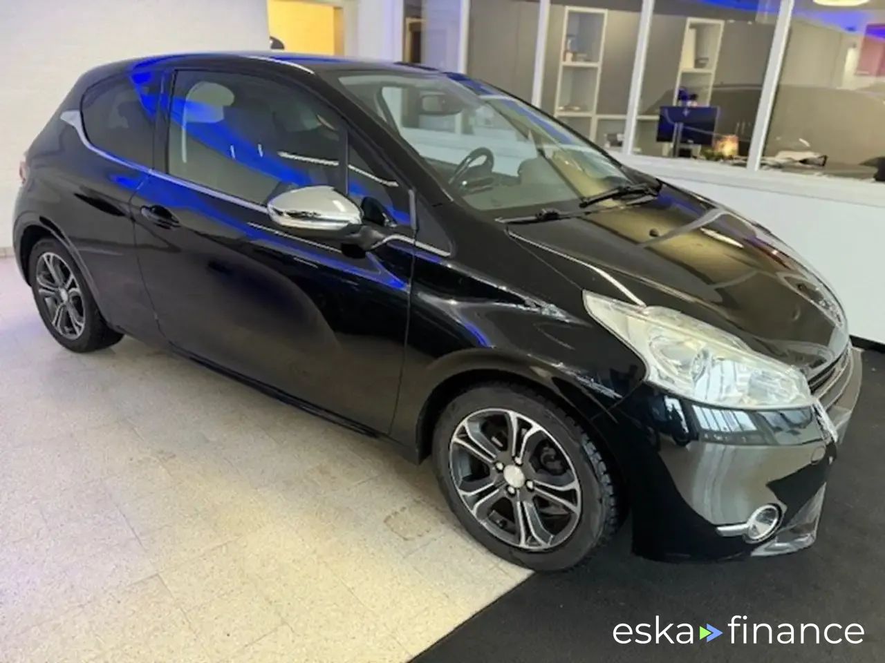 Finansowanie Hatchback Peugeot 208 2013