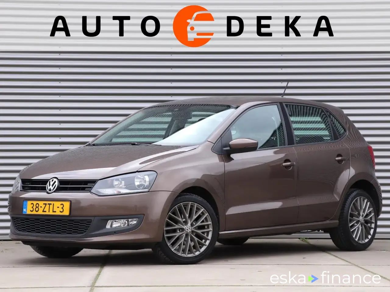 Leasing Hatchback Volkswagen Polo 2013