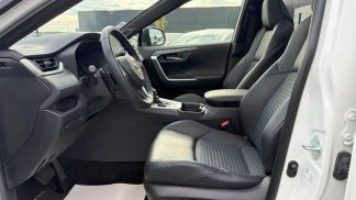 Financování SUV Toyota RAV 4 2019