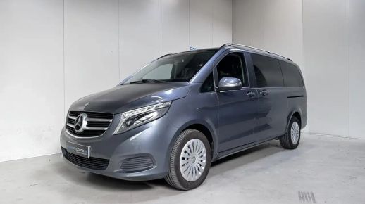 MERCEDES V 220 2015