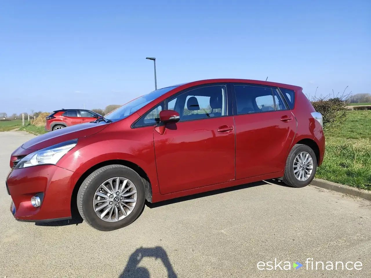Leasing Hatchback Toyota Verso 2017