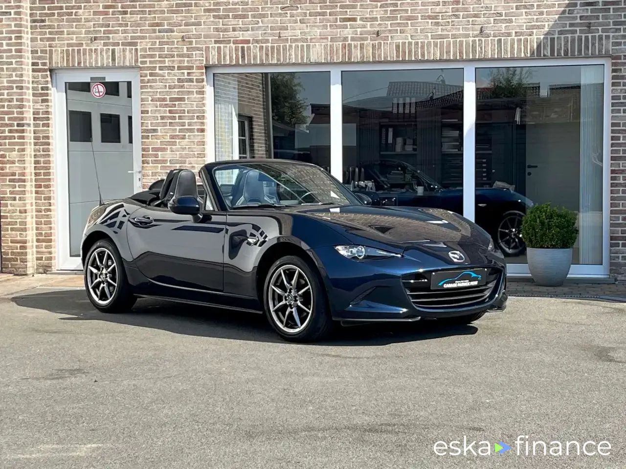 Financování Konvertibilní Mazda MX-5 2022