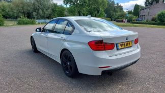 Finansowanie Sedan BMW 320 2012