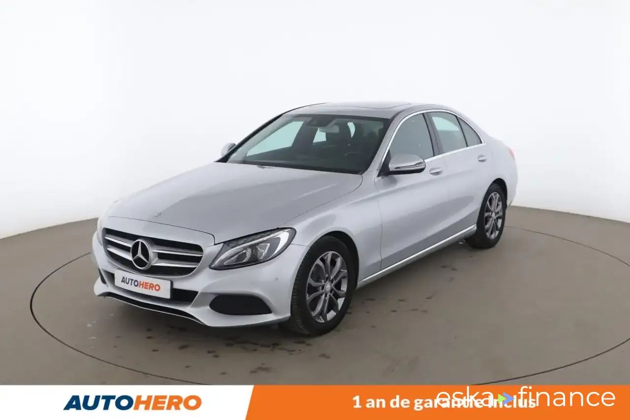 Lízing Sedan MERCEDES C 180 2016