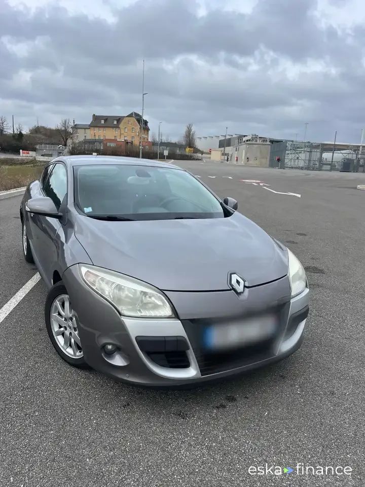 Lízing Kupé Renault Megane 2010