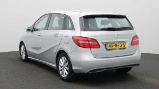 Lízing Hatchback MERCEDES B 180 2017
