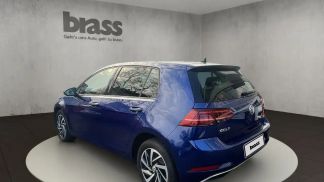 Financování Sedan Volkswagen Golf 2018